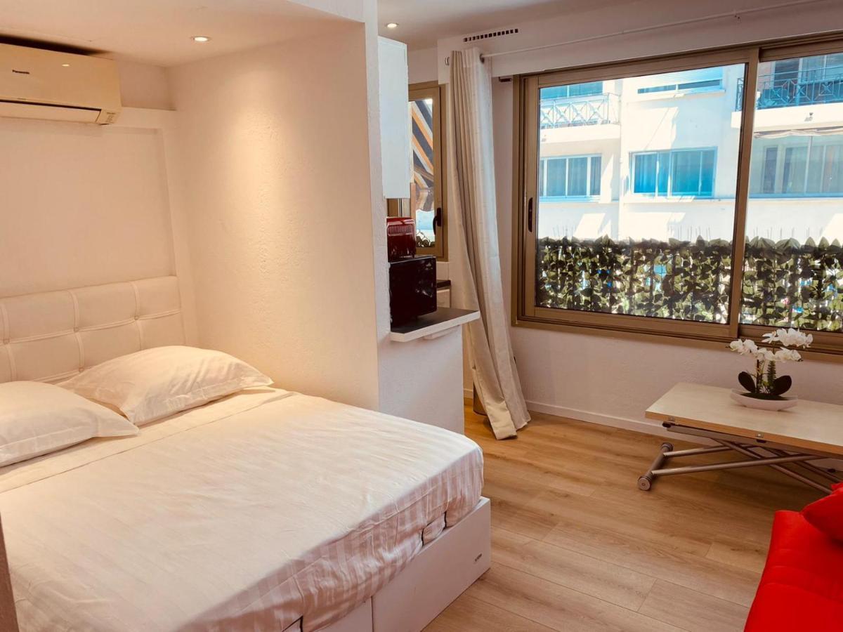 Cannes Martinez Croisette Beach 50M מראה חיצוני תמונה